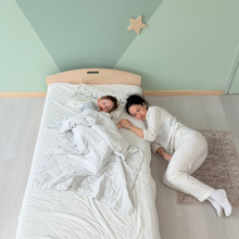 Load image into Gallery viewer, CHERRY TWIN - Montessori Floor Bed